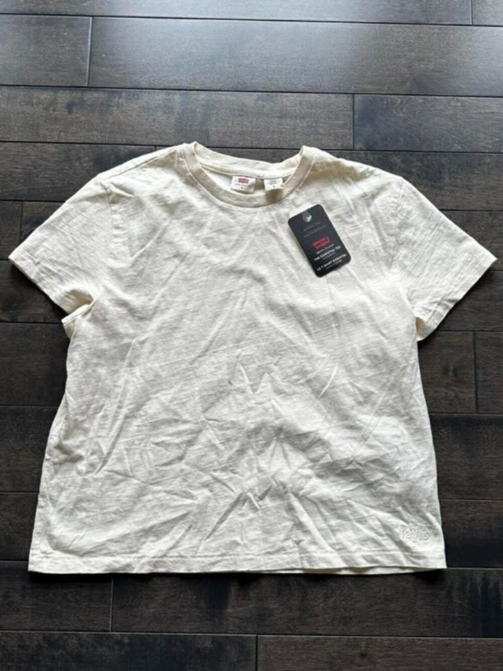 Levi's Essential Short Sleeve Tee - new with tags